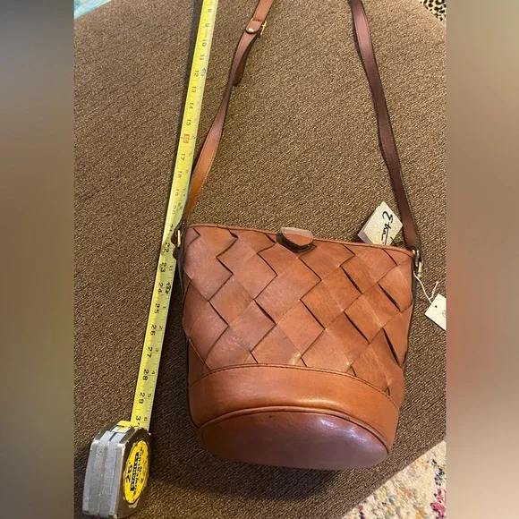 VNTG Etra Vegan Leather Woven purse bag chic boho hippy vibes - Picture 3 of 16